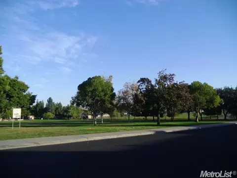 1009 Crippen Ave, Modesto, CA 95351 photo 12