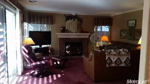 650 Petrig St, Tracy, CA 95376 photo 5