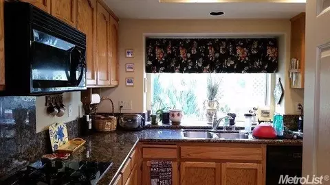 650 Petrig St, Tracy, CA 95376 photo 8