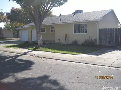2036 Winton Ave, Modesto, CA 95350 photo 3