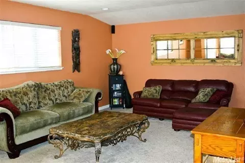 7516 Hickory Ave, Orangevale, CA 95662 photo 4