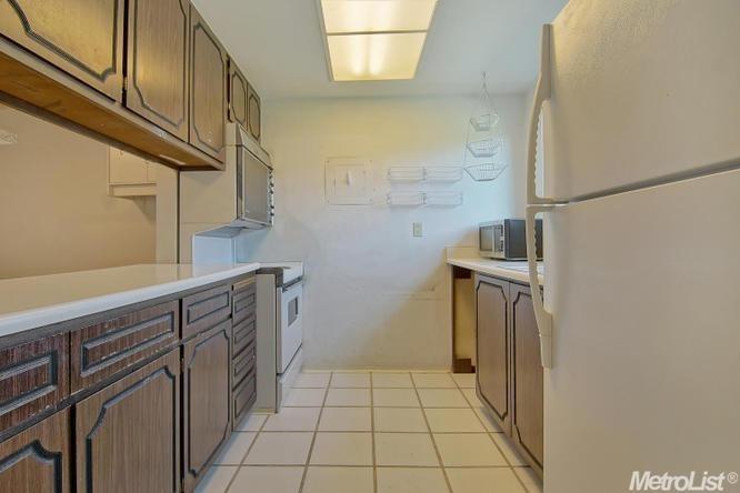 5010 Glide Dr #8, Davis, CA 95618 photo 6