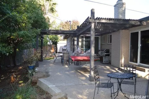 3521 Pickwick Ct, Carmichael, CA 95608 photo 17