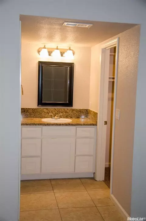 6549 Skyview Dr, Orangevale, CA 95662 photo 17