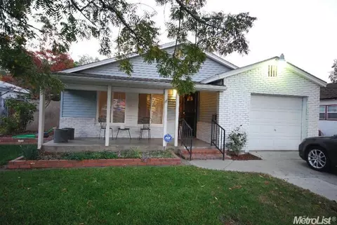 2712 Whitcomb Way, Modesto, CA 95350 photo 1