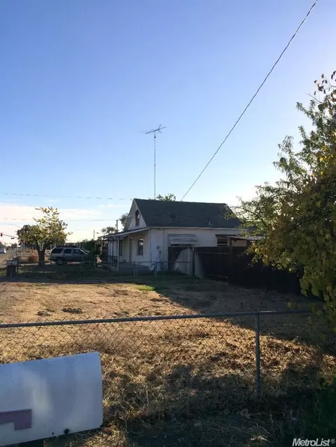 3213 Mitchell, Ceres, CA 95307 photo 1
