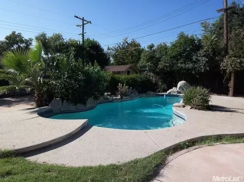 5112 Vale Dr, Carmichael, CA 95608 photo 1