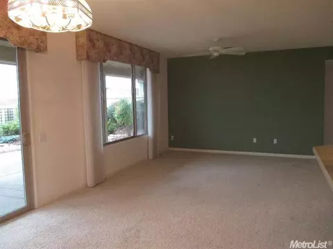2802 Coopers Hawk Loop, Lincoln, CA 95648 photo 3