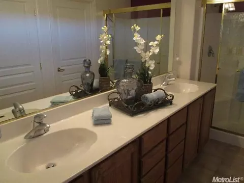 2802 Coopers Hawk Loop, Lincoln, CA 95648 photo 12