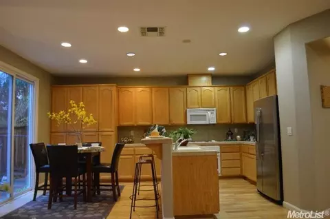 781 Saffron Dr, Tracy, CA 95377 photo 10