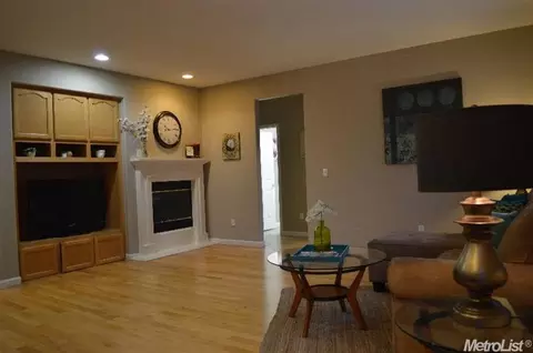 781 Saffron Dr, Tracy, CA 95377 photo 9