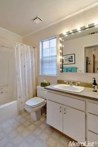 2812 Bodega Bay Pl, Davis, CA 95616 photo 8