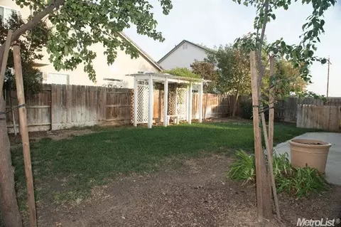 482 Lily Dr, Merced, CA 95341 photo 23