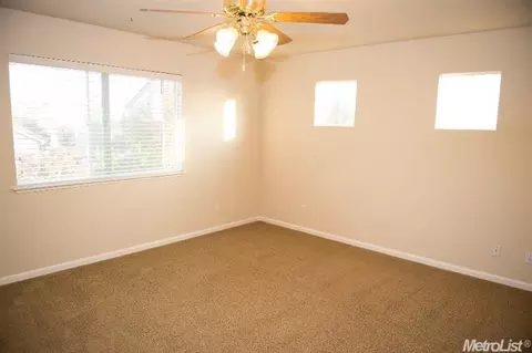 482 Lily Dr, Merced, CA 95341 photo 11
