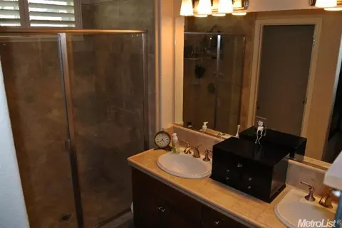 2071 Bishop Way, Lodi, CA 95242 photo 6