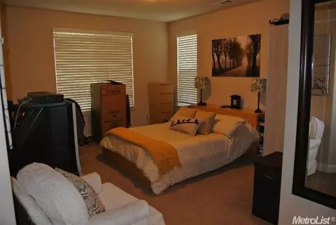 2071 Bishop Way, Lodi, CA 95242 photo 5
