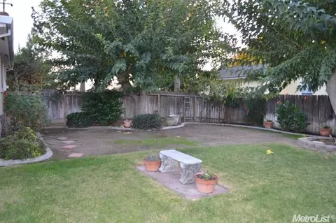5445 E Morse Rd, Lodi, CA 95240 photo 8