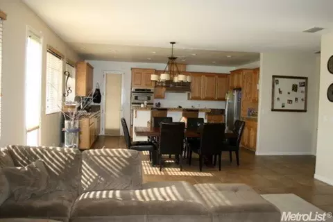 28460 Jack Godwin Ct, Tracy, CA 95304 photo 10