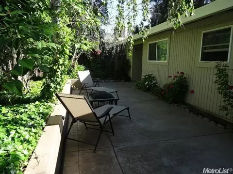 4904 Clear Cir, Carmichael, CA 95608 photo 3