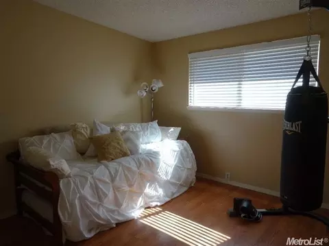 4904 Clear Cir, Carmichael, CA 95608 photo 14