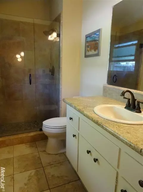 4904 Clear Cir, Carmichael, CA 95608 photo 16