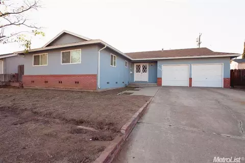 351 Charles Ave, Manteca, CA 95336 photo 1
