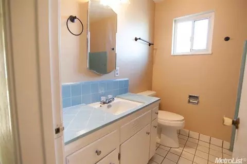 351 Charles Ave, Manteca, CA 95336 photo 11