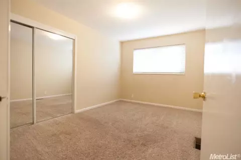 351 Charles Ave, Manteca, CA 95336 photo 10