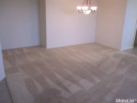 2202 Golden Gate Dr, Tracy, CA 95377 photo 4