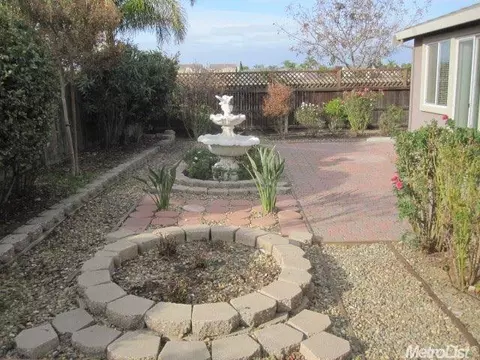2202 Golden Gate Dr, Tracy, CA 95377 photo 9