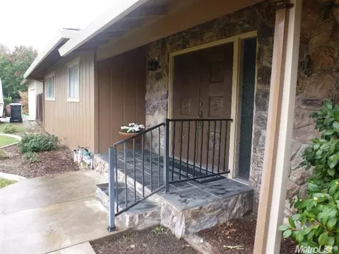1305 Wallin Way, Modesto, CA 95351 photo 2