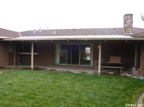 1305 Wallin Way, Modesto, CA 95351 photo 12