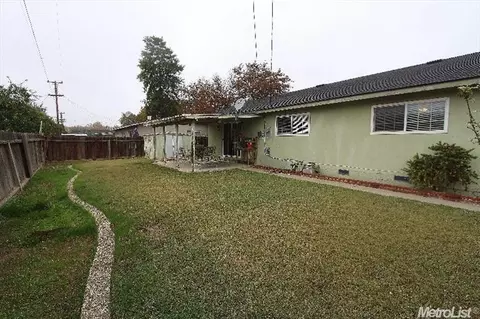 40 Manor Ave, Gustine, CA 95322 photo 12