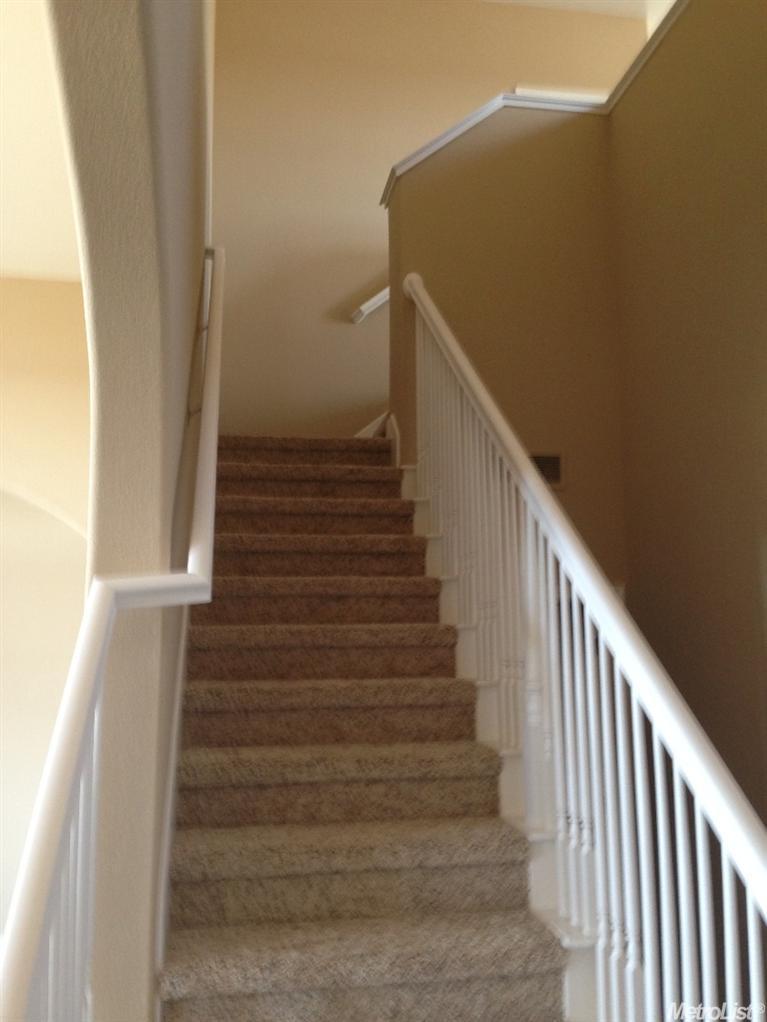 1307 Como Dr, Manteca, CA 95337 photo 9
