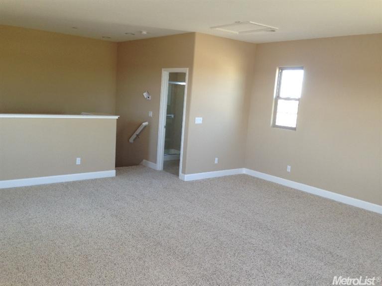 1307 Como Dr, Manteca, CA 95337 photo 10