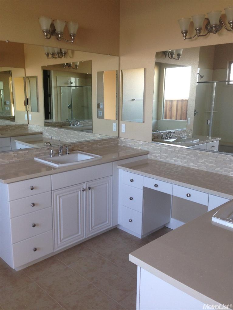 1307 Como Dr, Manteca, CA 95337 photo 7