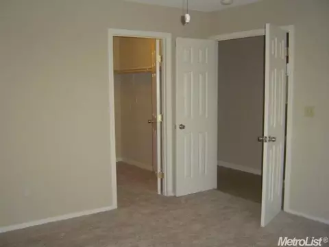 921 Cypress St, Manteca, CA 95336 photo 8