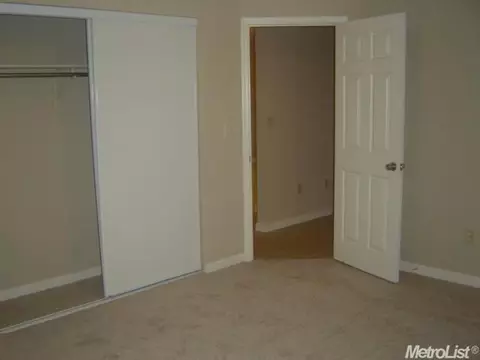 921 Cypress St, Manteca, CA 95336 photo 9