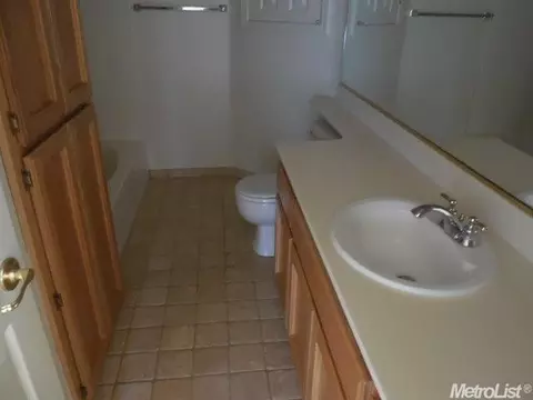 1434 Via Fraga, Gustine, CA 95322 photo 13