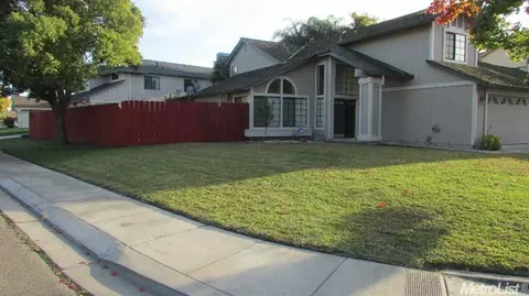 1562 Alyssa Pl, Manteca, CA 95337 photo 2
