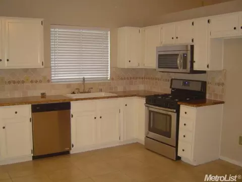 16101 5th St, Lathrop, CA 95330 photo 6
