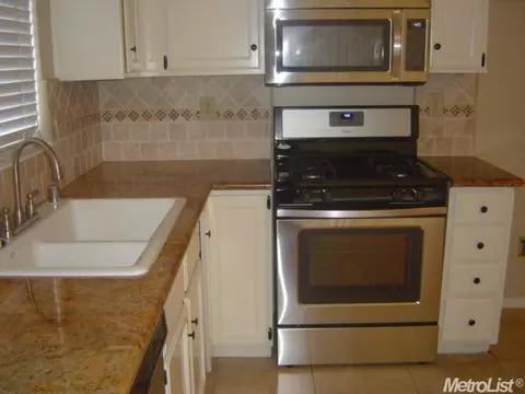 16101 5th St, Lathrop, CA 95330 photo 7