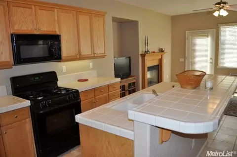 4047 Ivory Ln, Turlock, CA 95382 photo 10