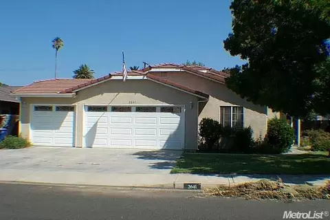 2641 Riverbend Dr, Modesto, CA 95351 photo 1