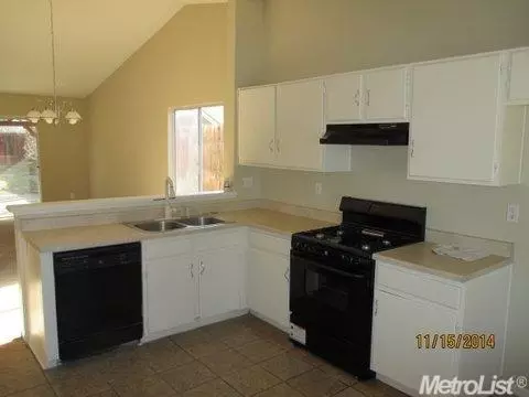 1038 Eucalyptus Ave, Newman, CA 95360 photo 3