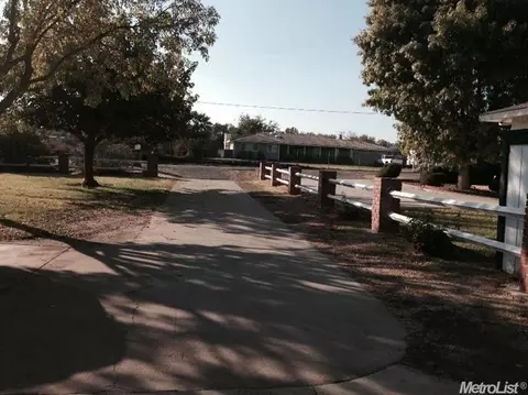 5750 Golf Rd, Merced, CA 95340 photo 2