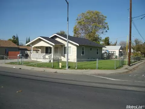 1029 Beverly, Modesto, CA 95351 photo 1