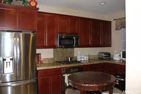 2147 Cedrus, Tracy, CA 95376 photo 3