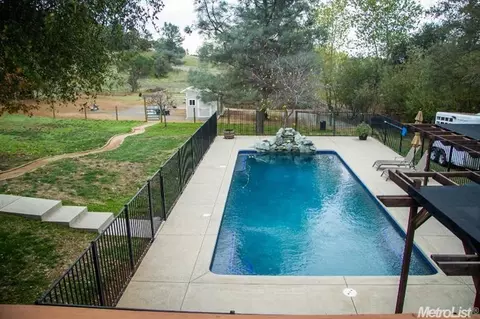 1836 Squires Canyon Ct, Cool, CA 95614 photo 4