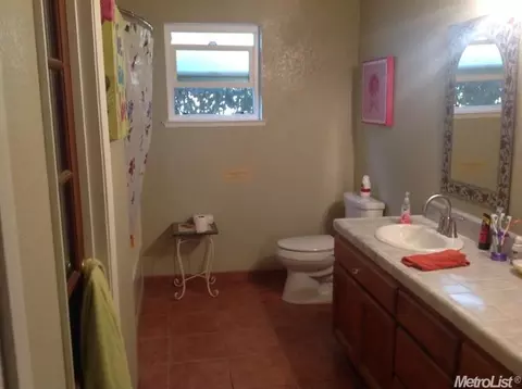 928 Chalone Dr, Modesto, CA 95358 photo 11